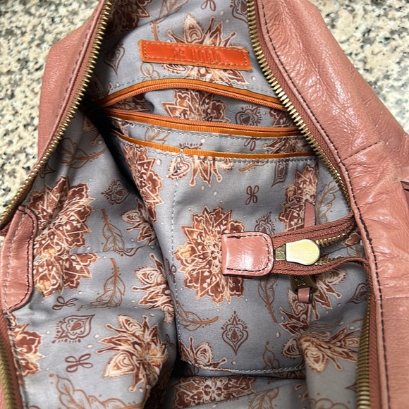 Hobo bag. Light pinkish. - Picture 3 of 4
